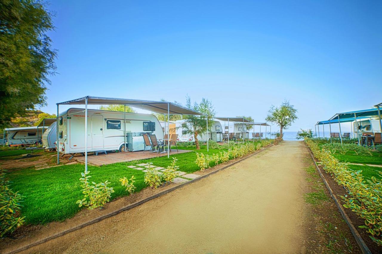 סארטי Armenistis Camping & Bungalows מראה חיצוני תמונה