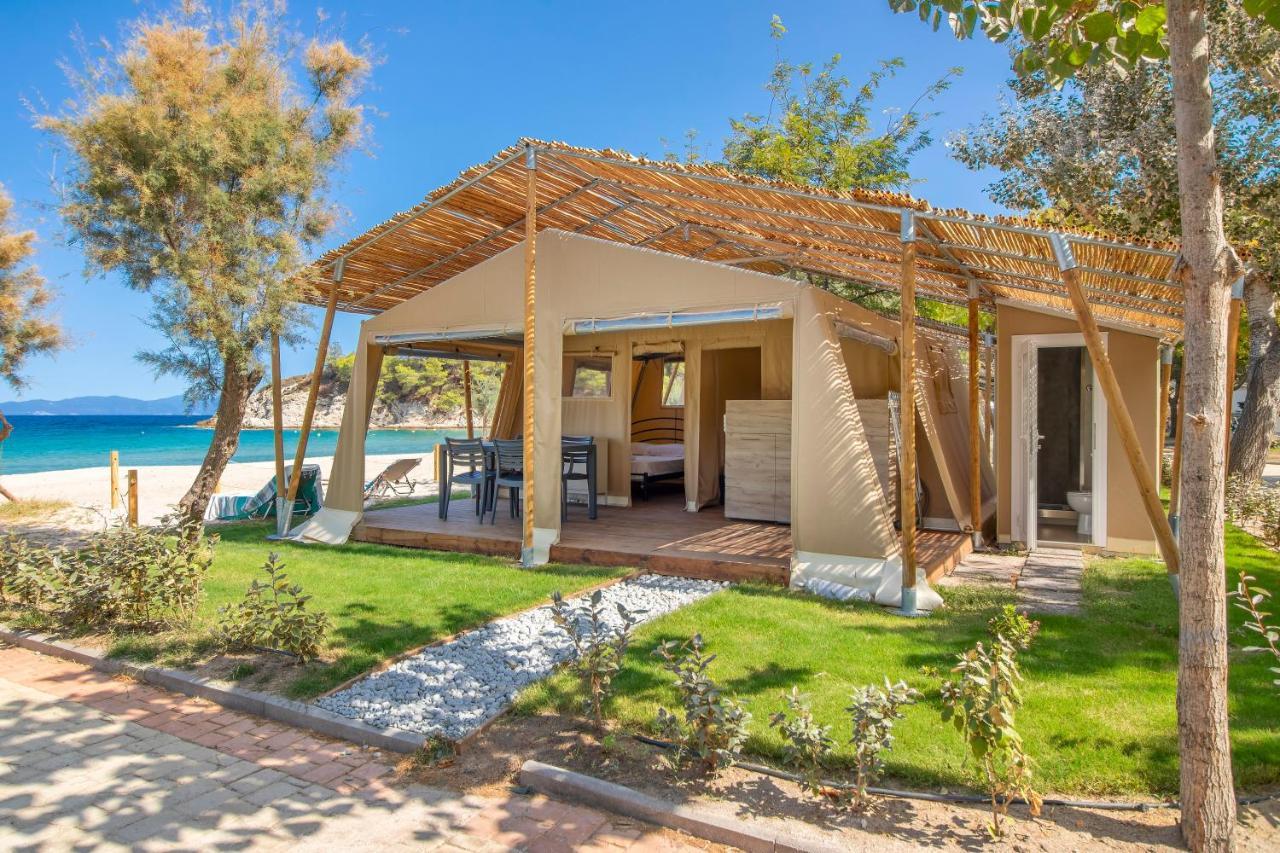 סארטי Armenistis Camping & Bungalows מראה חיצוני תמונה
