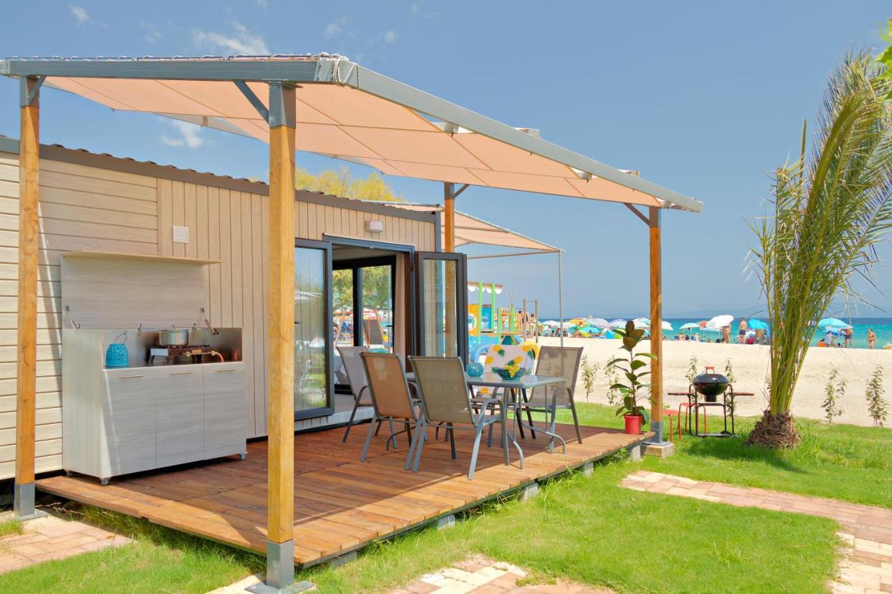 סארטי Armenistis Camping & Bungalows מראה חיצוני תמונה